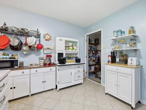712 Conifer Circle Jacksonville NC 28540