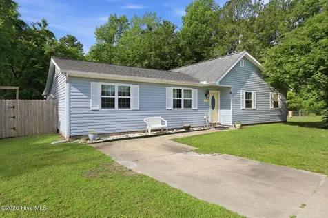 712 Conifer Circle Jacksonville NC 28540