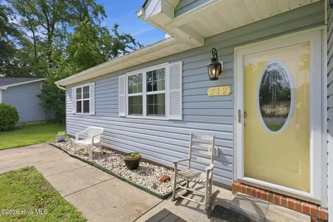 712 Conifer Circle Jacksonville NC 28540
