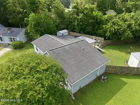 712 Conifer Circle Jacksonville NC 28540
