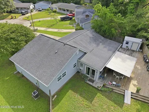712 Conifer Circle Jacksonville NC 28540