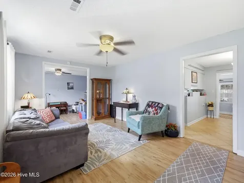 712 Conifer Circle Jacksonville NC 28540