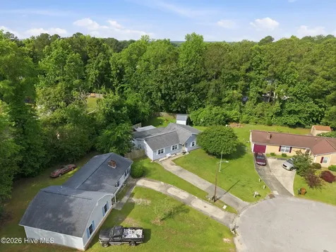 712 Conifer Circle Jacksonville NC 28540