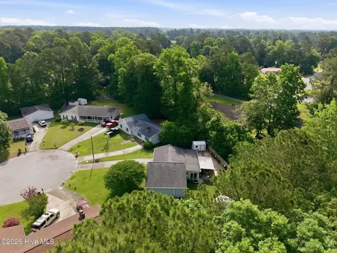 712 Conifer Circle Jacksonville NC 28540