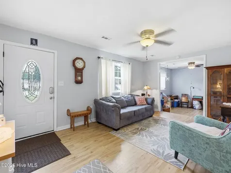 712 Conifer Circle Jacksonville NC 28540