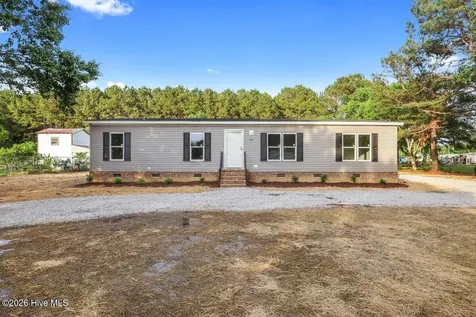 5737 Lloyd Road Lucama NC 27851