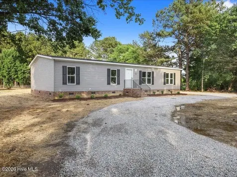 5737 Lloyd Road Lucama NC 27851