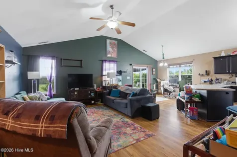 1352 Old Comfort Highway Trenton NC 28585