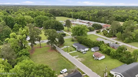 100 Queen Street Tabor City NC 28463