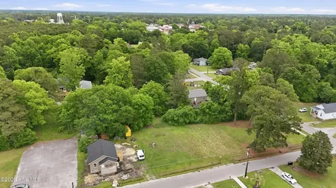 100 Queen Street Tabor City NC 28463