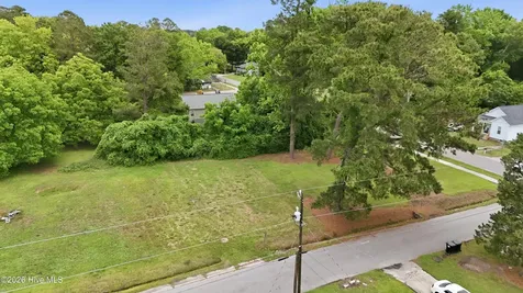 100 Queen Street Tabor City NC 28463