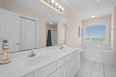 103 N Permuda Wynd Drive North Topsail Beach NC 28460