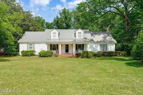 218 N Duplin Street Wallace NC 28466