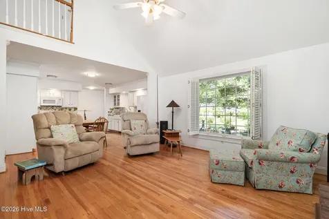 218 N Duplin Street Wallace NC 28466