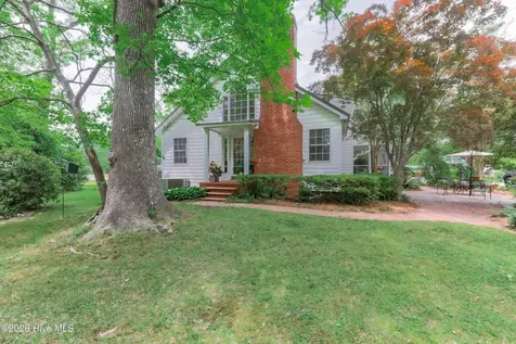 218 N Duplin Street Wallace NC 28466