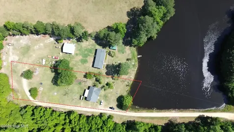 616 Trail End Lane Newton Grove NC 28366