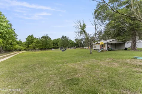616 Trail End Lane Newton Grove NC 28366
