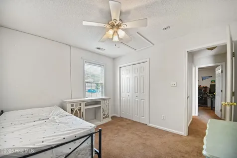 200 Essex Court Richlands NC 28574