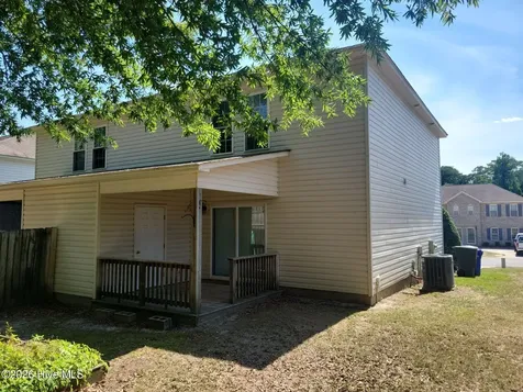 4225 Brook Creek Lane Greenville NC 27858