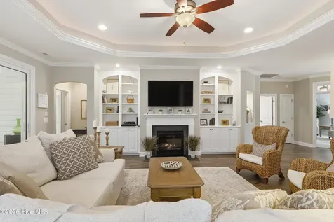 2712 Shady Pine Circle Southport NC 28461