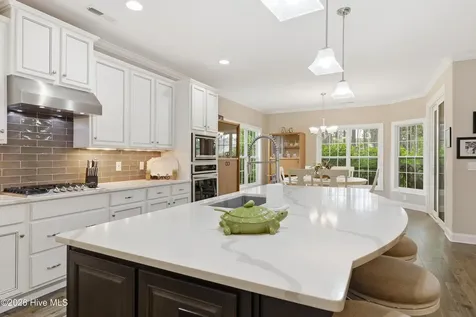 2712 Shady Pine Circle Southport NC 28461