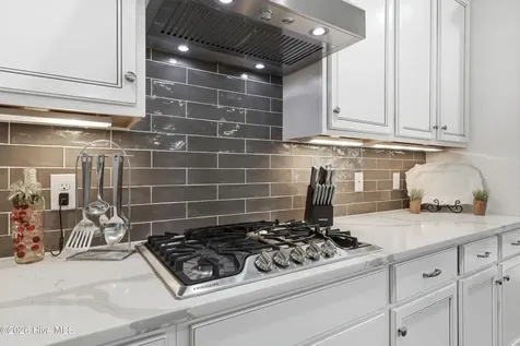 2712 Shady Pine Circle Southport NC 28461