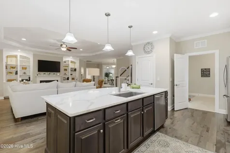 2712 Shady Pine Circle Southport NC 28461