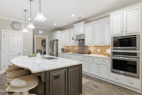 2712 Shady Pine Circle Southport NC 28461