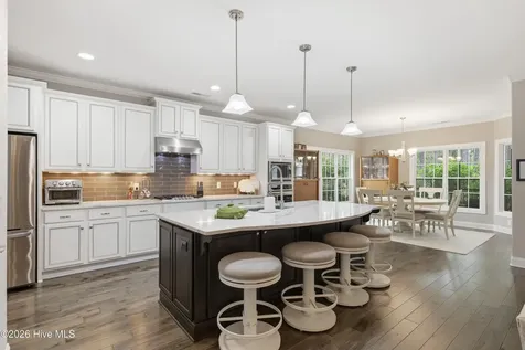 2712 Shady Pine Circle Southport NC 28461