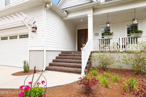 2712 Shady Pine Circle Southport NC 28461