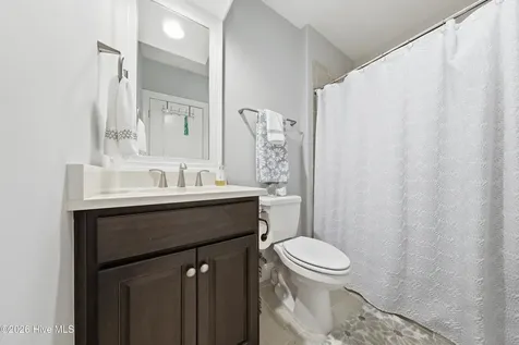 2712 Shady Pine Circle Southport NC 28461