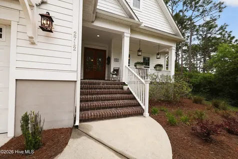 2712 Shady Pine Circle Southport NC 28461