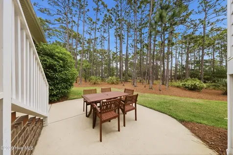 2712 Shady Pine Circle Southport NC 28461