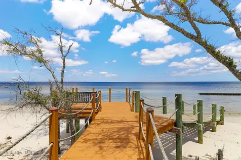 135 Herring Pond Court Beaufort NC 28516