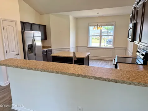 517 New Hanover Trail Jacksonville NC 28546