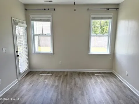 517 New Hanover Trail Jacksonville NC 28546