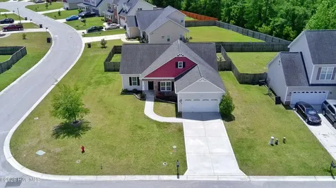 517 New Hanover Trail Jacksonville NC 28546
