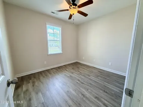 517 New Hanover Trail Jacksonville NC 28546