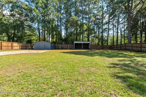1708 N Poplar Street Aberdeen NC 28315