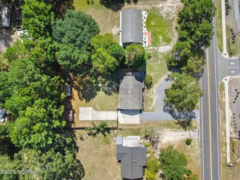 1708 N Poplar Street Aberdeen NC 28315
