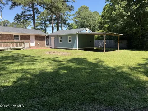 34 Heritage Court Jacksonville NC 28540