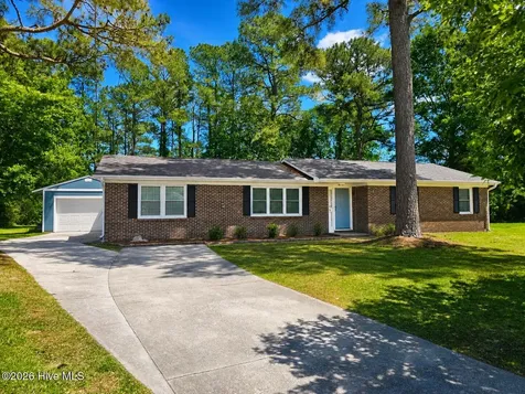 34 Heritage Court Jacksonville NC 28540