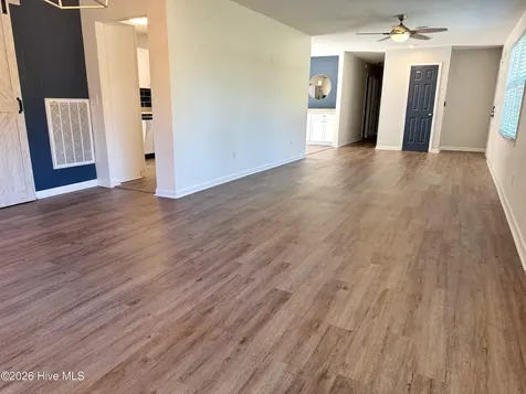 34 Heritage Court Jacksonville NC 28540