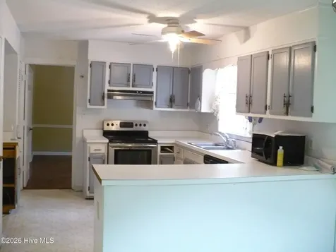 218 Parkwood Drive Jacksonville NC 28546