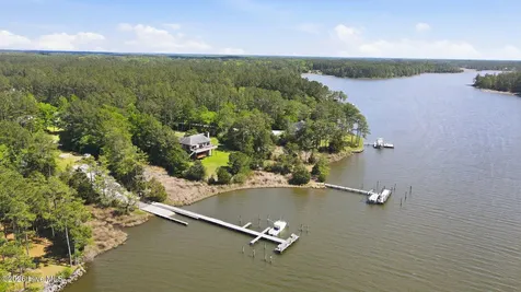 123 Antebellum Drive Havelock NC 28532