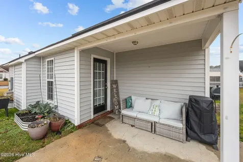 306 Johnson Lane Winterville NC 28590
