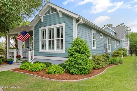 515 Sir Williams Southport NC 28461