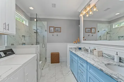 515 Sir Williams Southport NC 28461