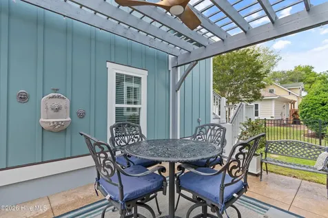 515 Sir Williams Southport NC 28461
