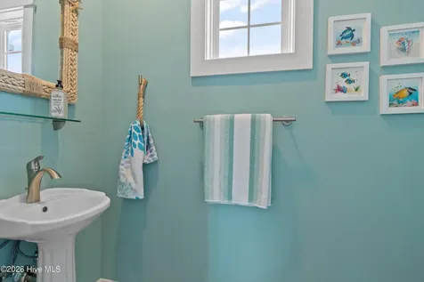 515 Sir Williams Southport NC 28461